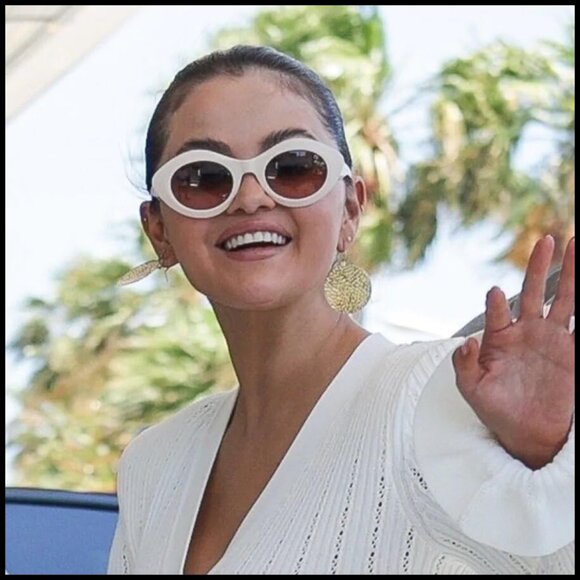 Polarized Oval Sunglasses with Plastic Frame for Women